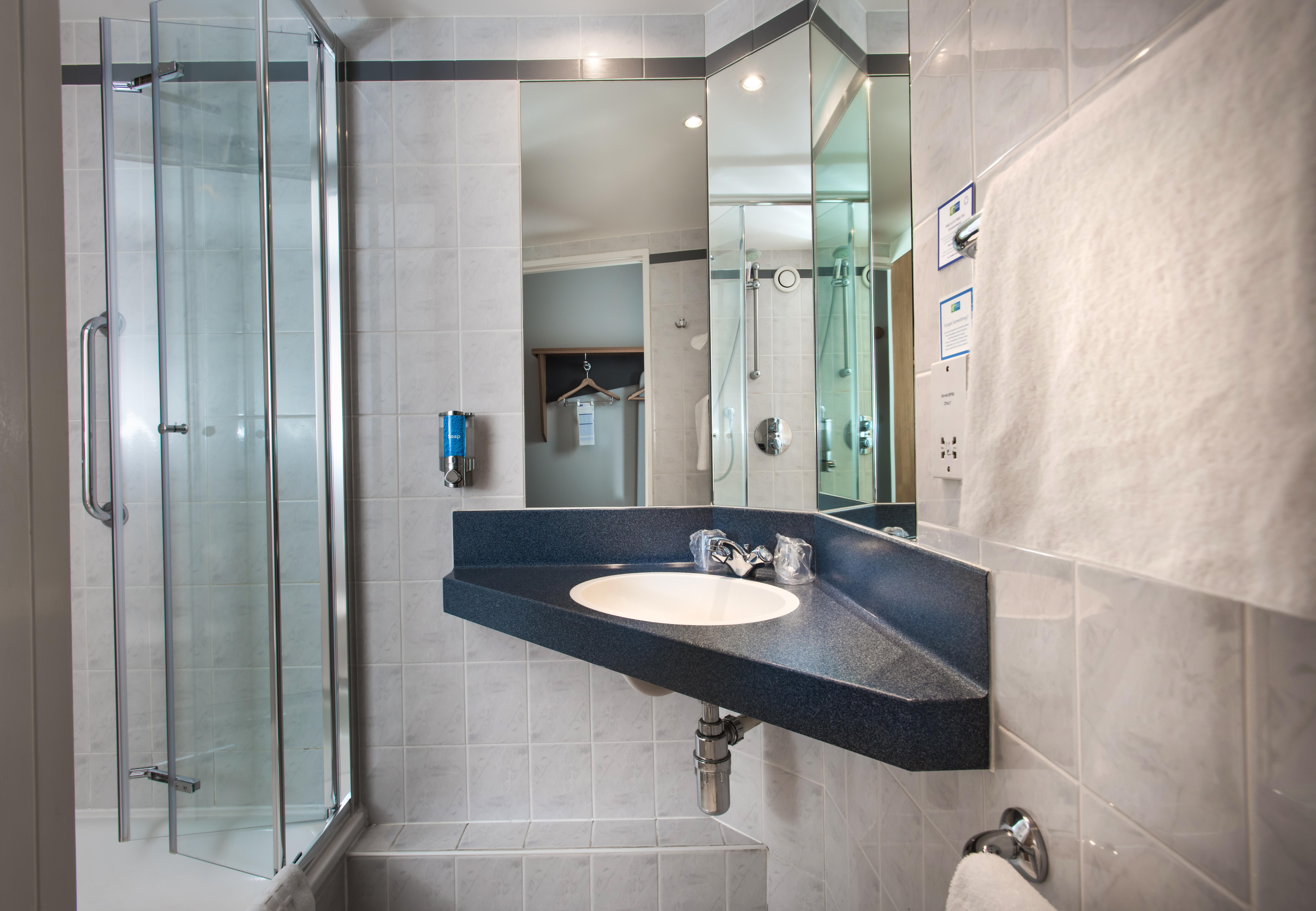 Holiday Inn Express Exeter East By Ihg Zewnętrze zdjęcie