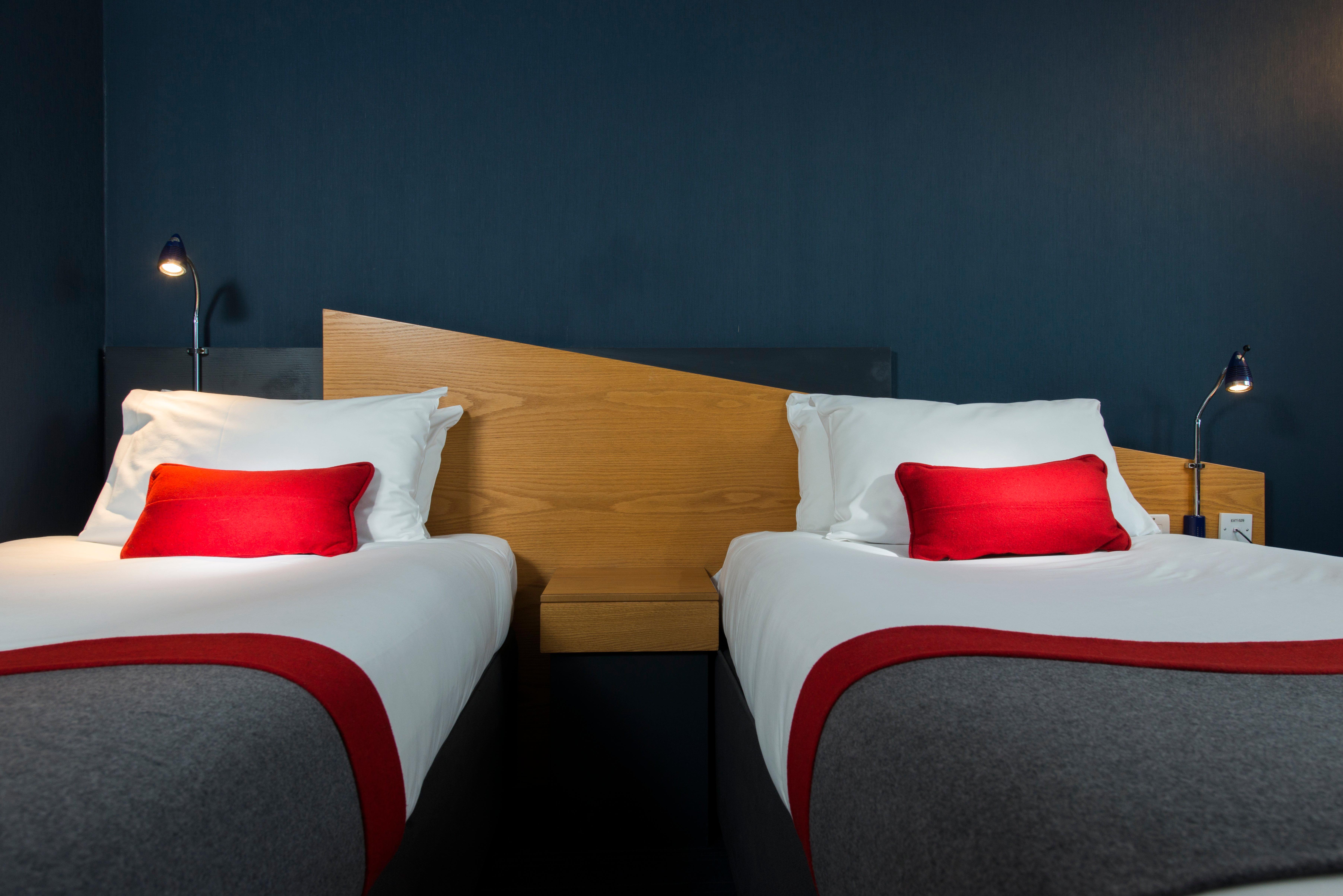 Holiday Inn Express Exeter East By Ihg Zewnętrze zdjęcie