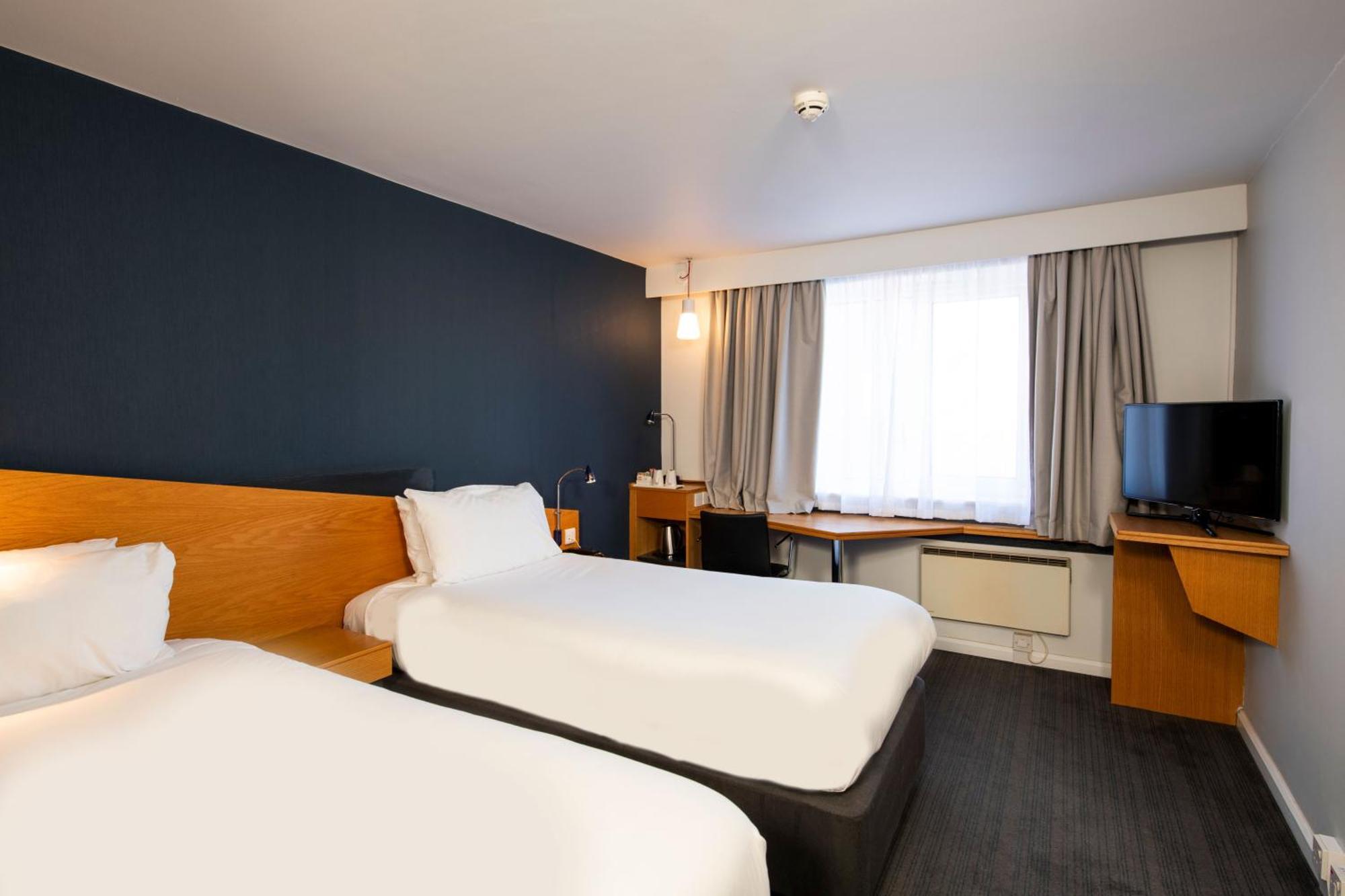 Holiday Inn Express Exeter East By Ihg Zewnętrze zdjęcie