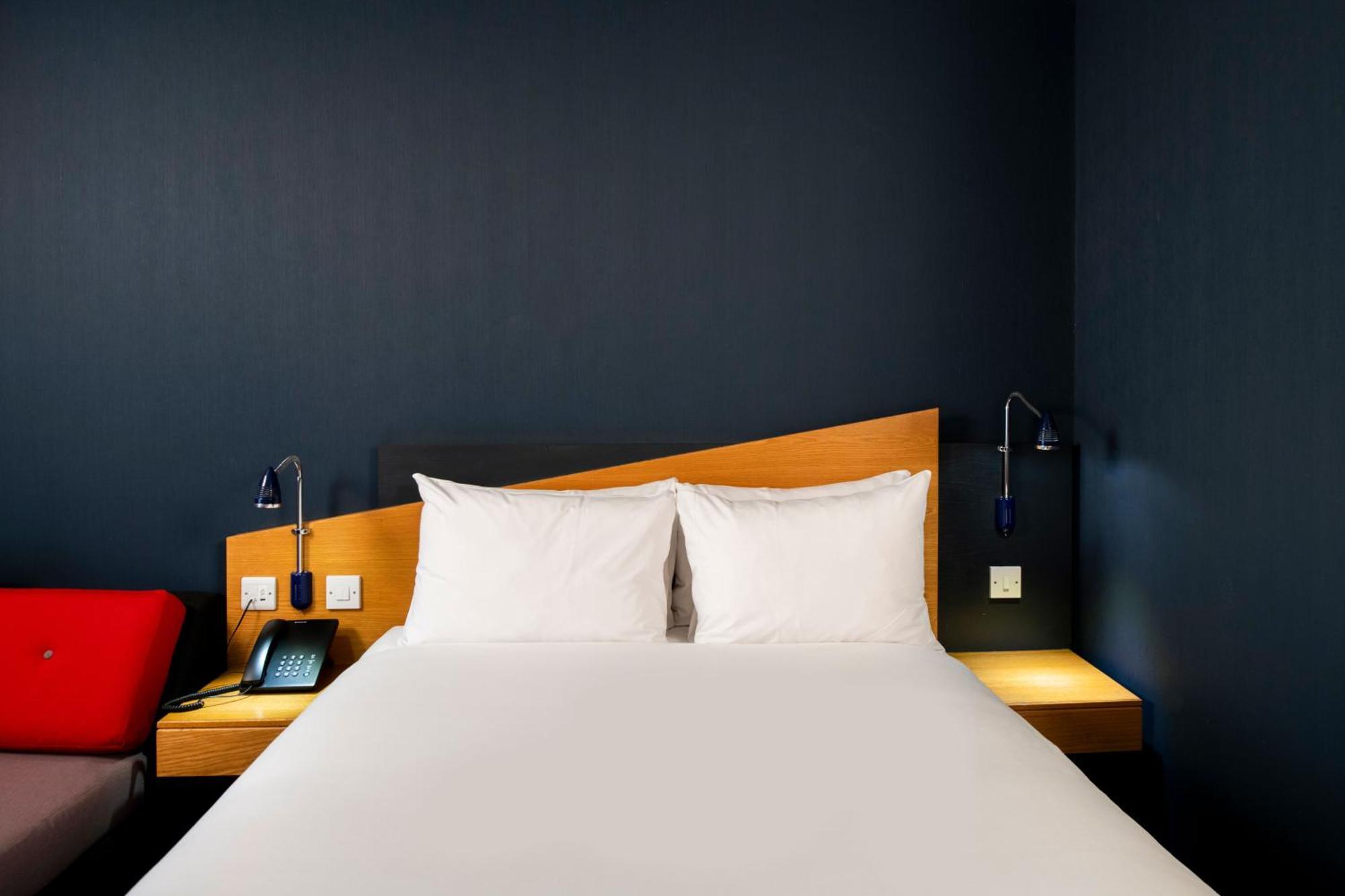 Holiday Inn Express Exeter East By Ihg Zewnętrze zdjęcie