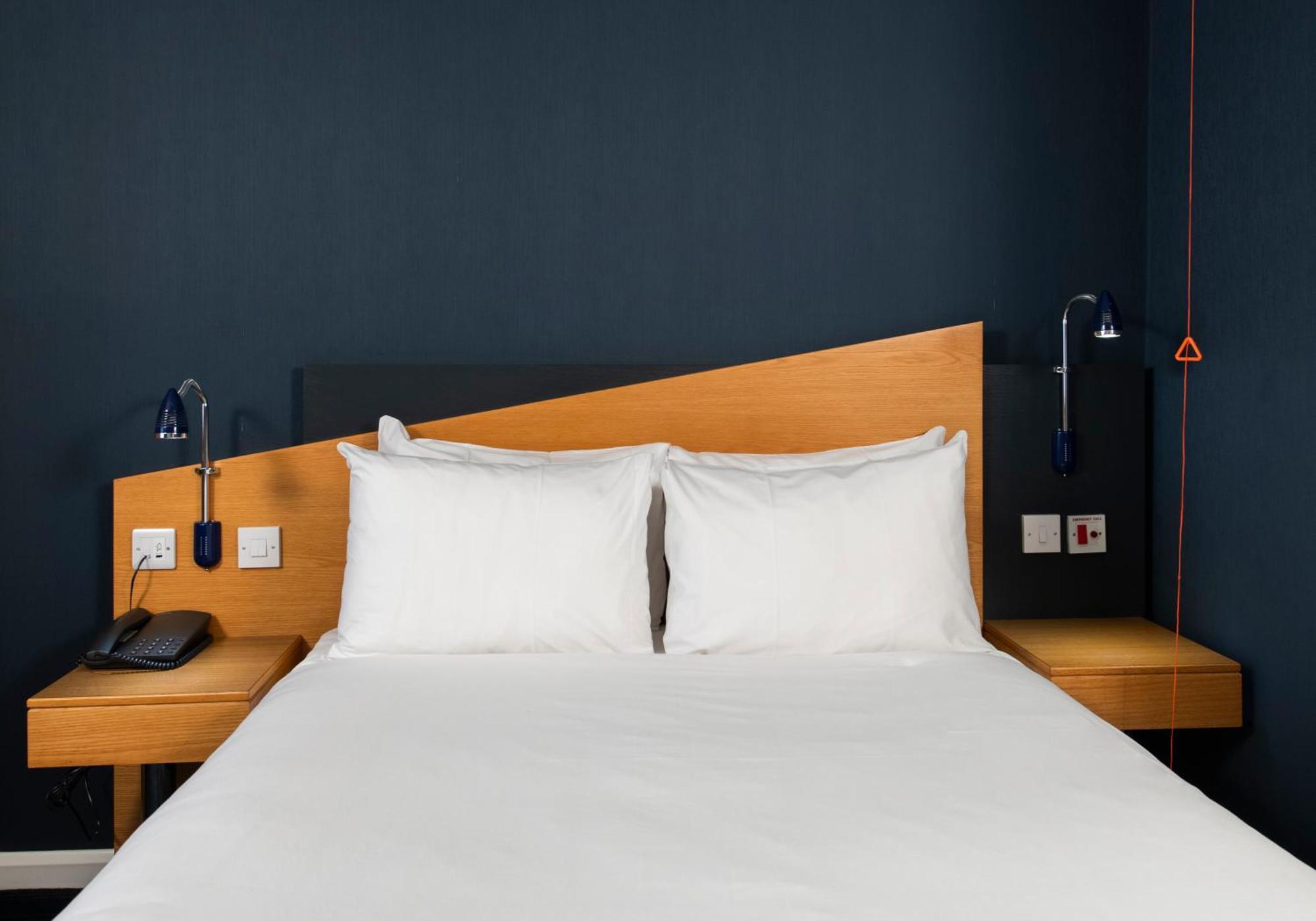 Holiday Inn Express Exeter East By Ihg Zewnętrze zdjęcie