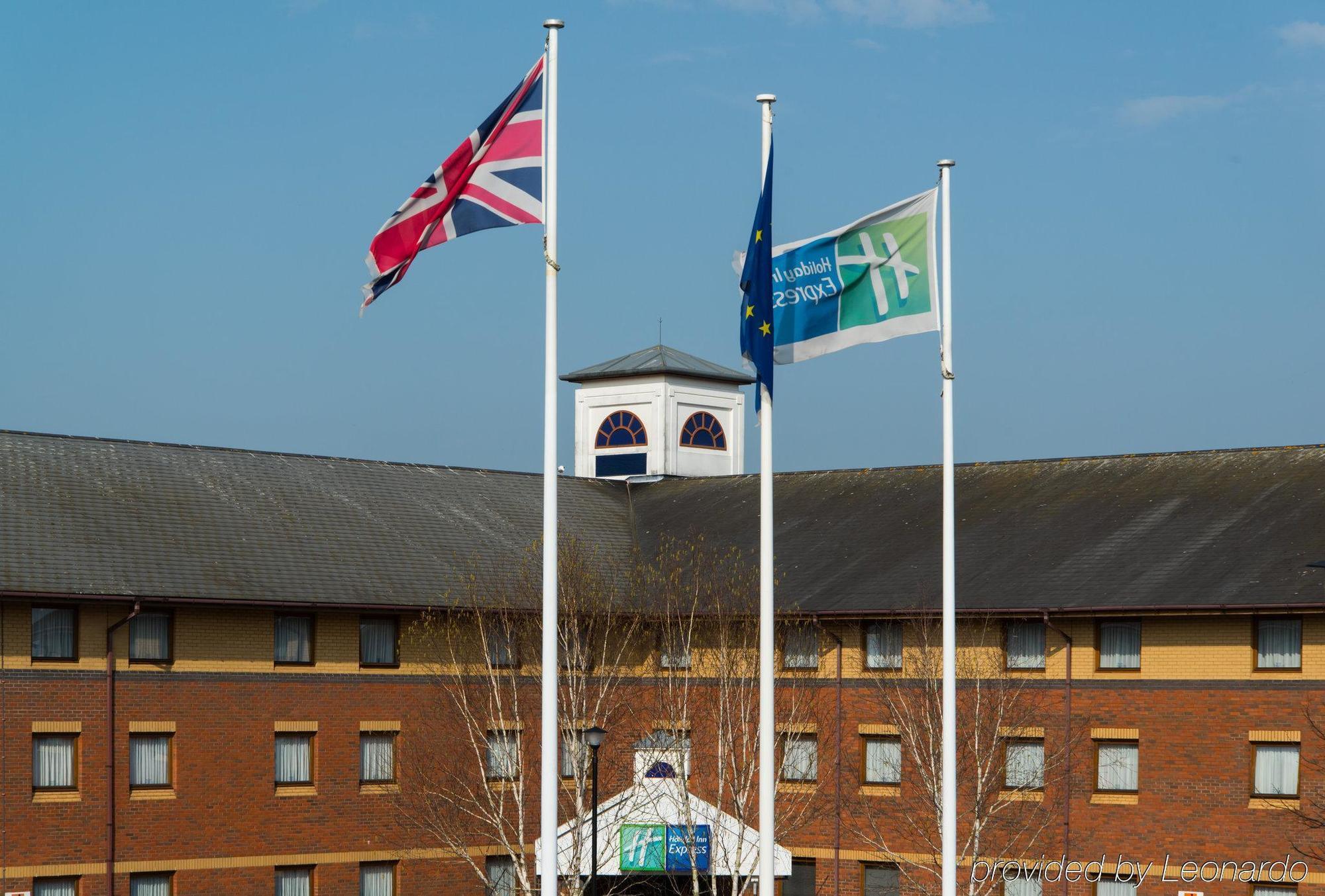 Holiday Inn Express Exeter East By Ihg Zewnętrze zdjęcie