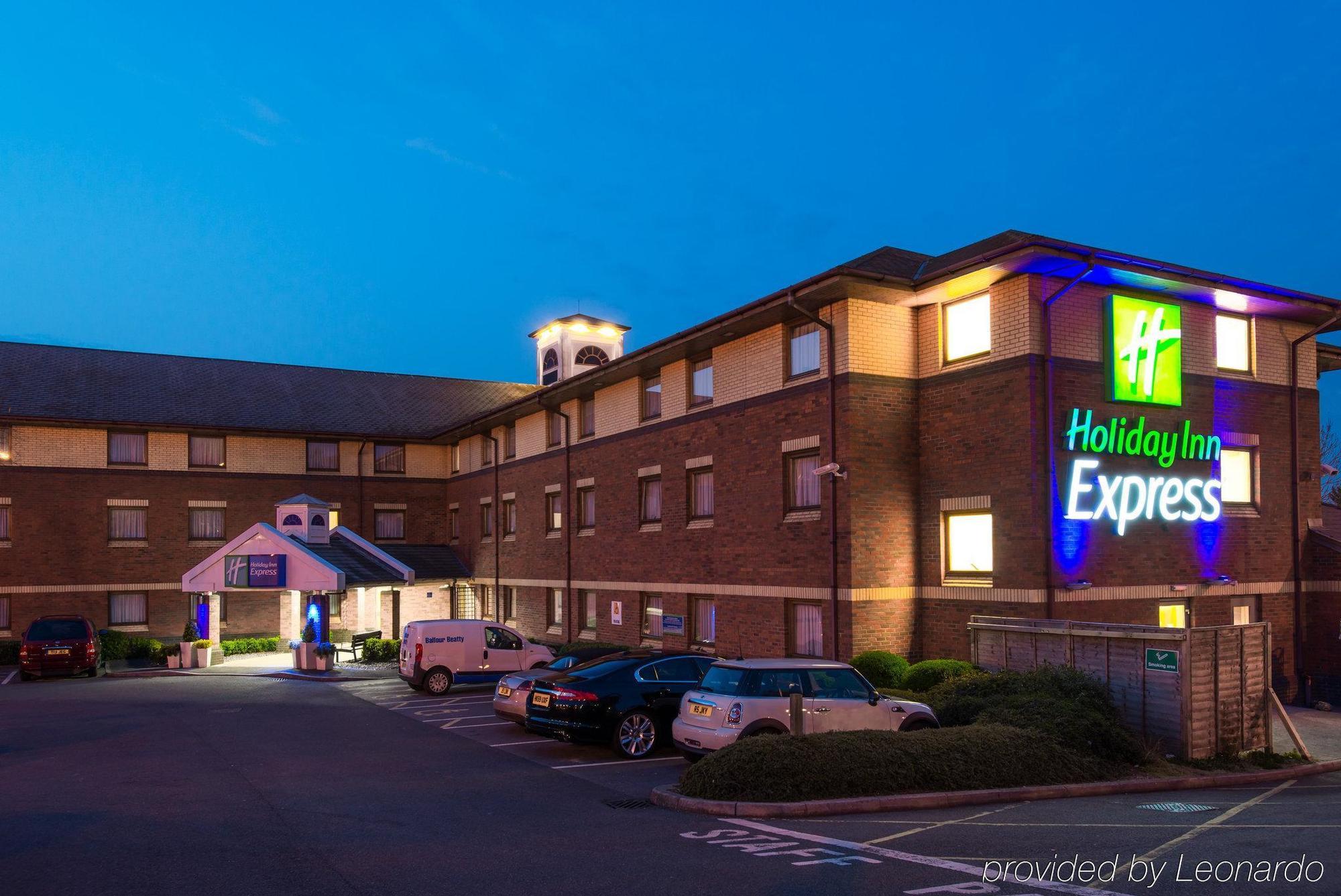 Holiday Inn Express Exeter East By Ihg Zewnętrze zdjęcie