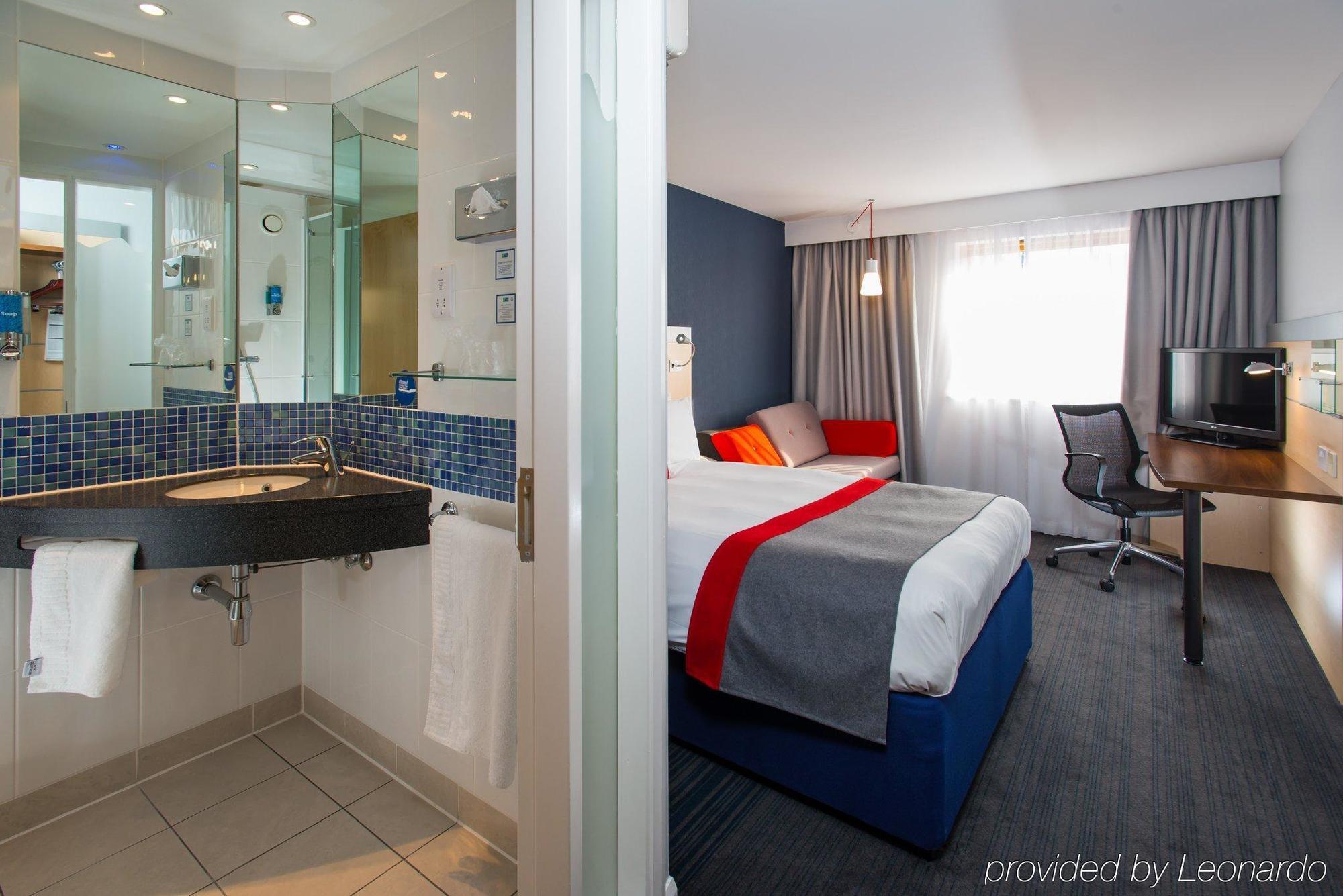 Holiday Inn Express Exeter East By Ihg Zewnętrze zdjęcie