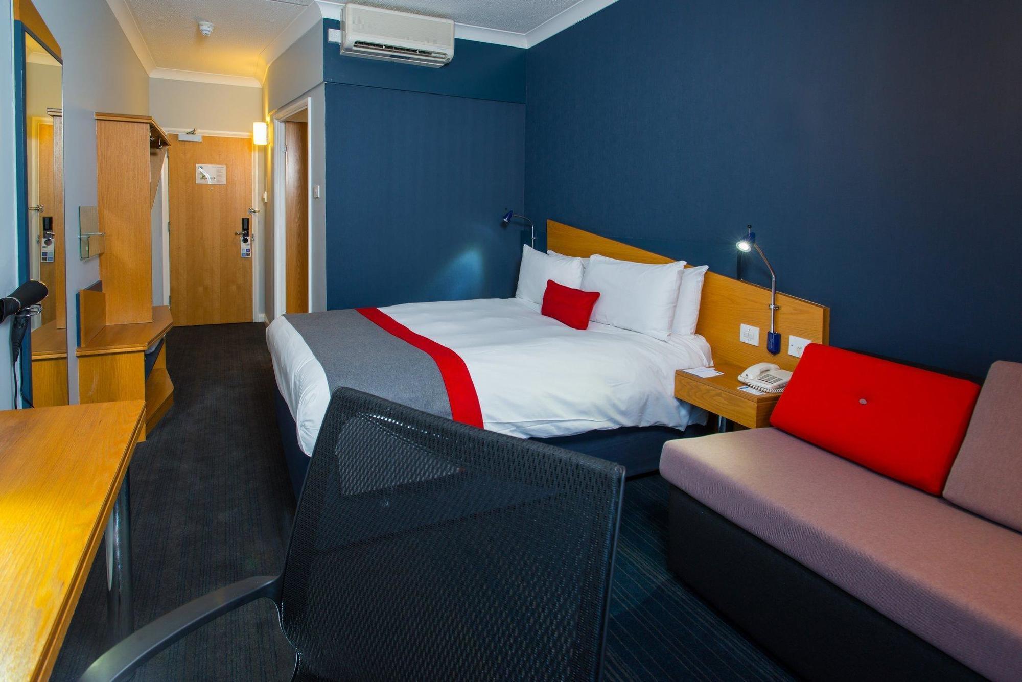 Holiday Inn Express Exeter East By Ihg Zewnętrze zdjęcie